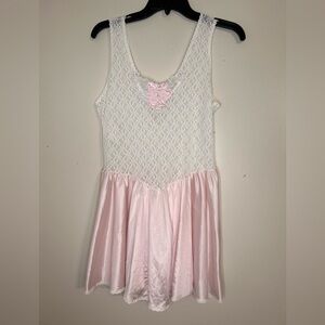 Vintage Deena lace pink and white nightgown size large